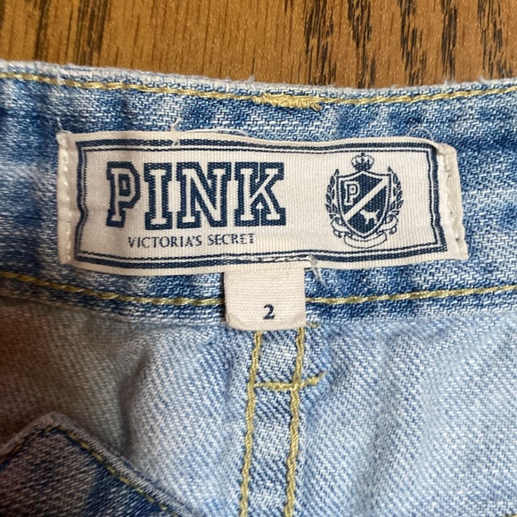 Jr VS pink size 2 shorts - Picture 3 of 3